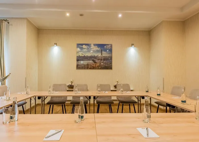 Na Uboczu 3* Warszawa